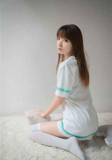 初入桃源洞_1080完整版观看